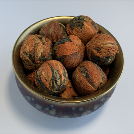 Красный чай с Лилией Сю Цю Дянь Хун связанный в шарики 100 г